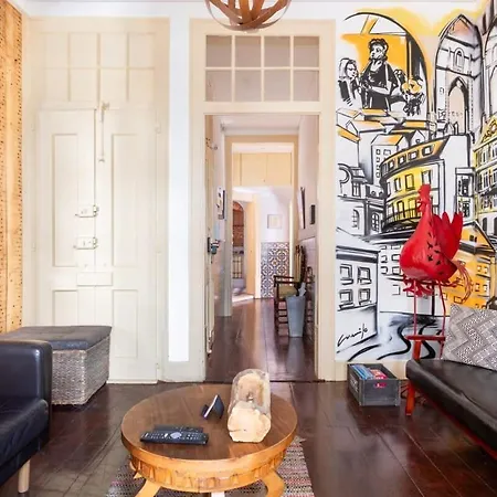 Explore From An Artistic Alfama * Лісабон