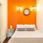 Apartment Explore From An Artistic Alfama