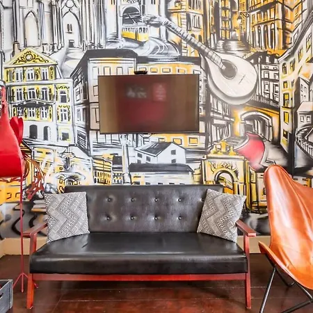 Explore From An Artistic Alfama * Lisbon