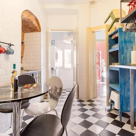 Explore From An Artistic Alfama Apartmán Lisboa