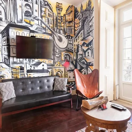 Explore From An Artistic Alfama Апартаменты